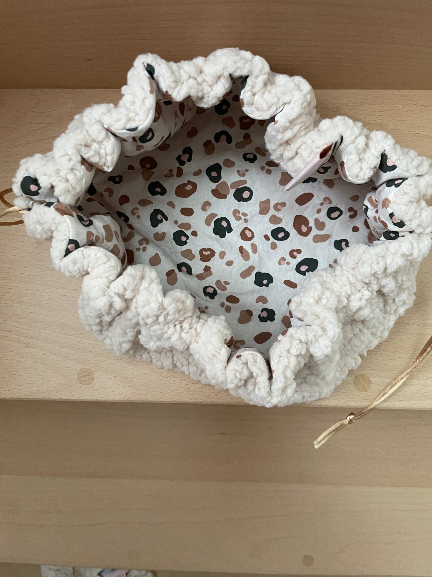 Trousse de Maquillage "Caro" en Sherpa moumoute et intérieur coton motif léopard