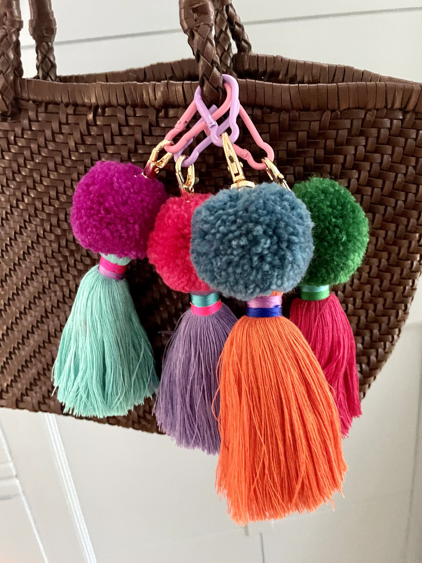 Bijoux de sac - pompons rose et mauve