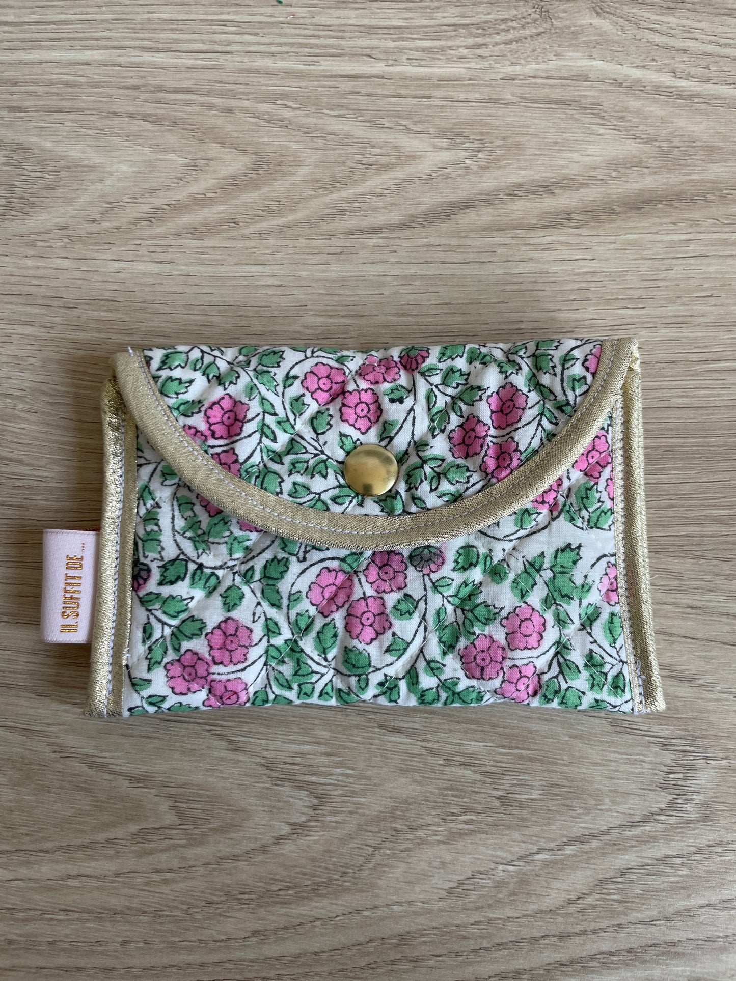 Porte-cartes « Claire » - tissu matelassé indien - fleuri vert et rose 1