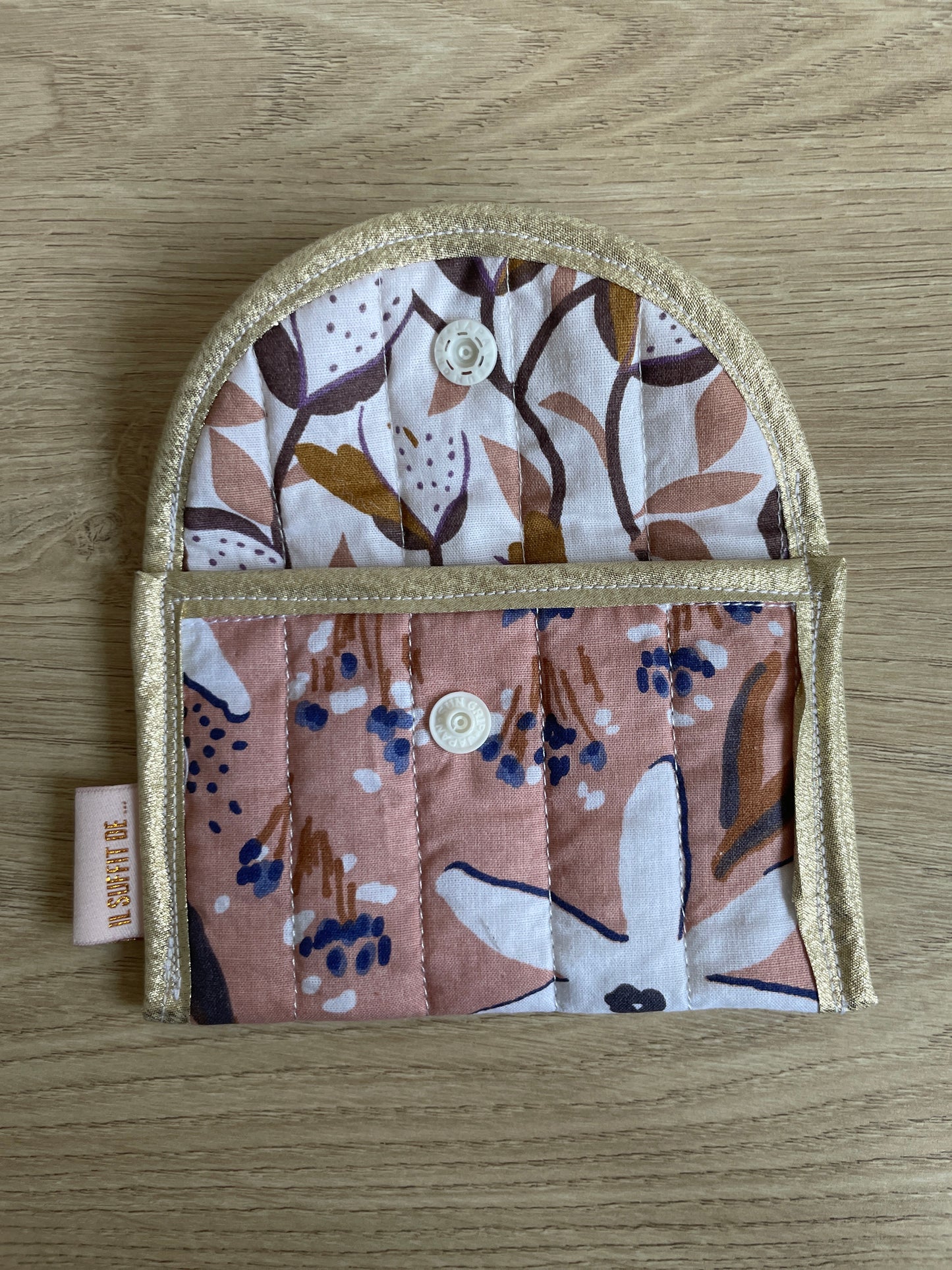 Porte-cartes « Claire » - Tissu matelassé grandes fleurs / vieux rose