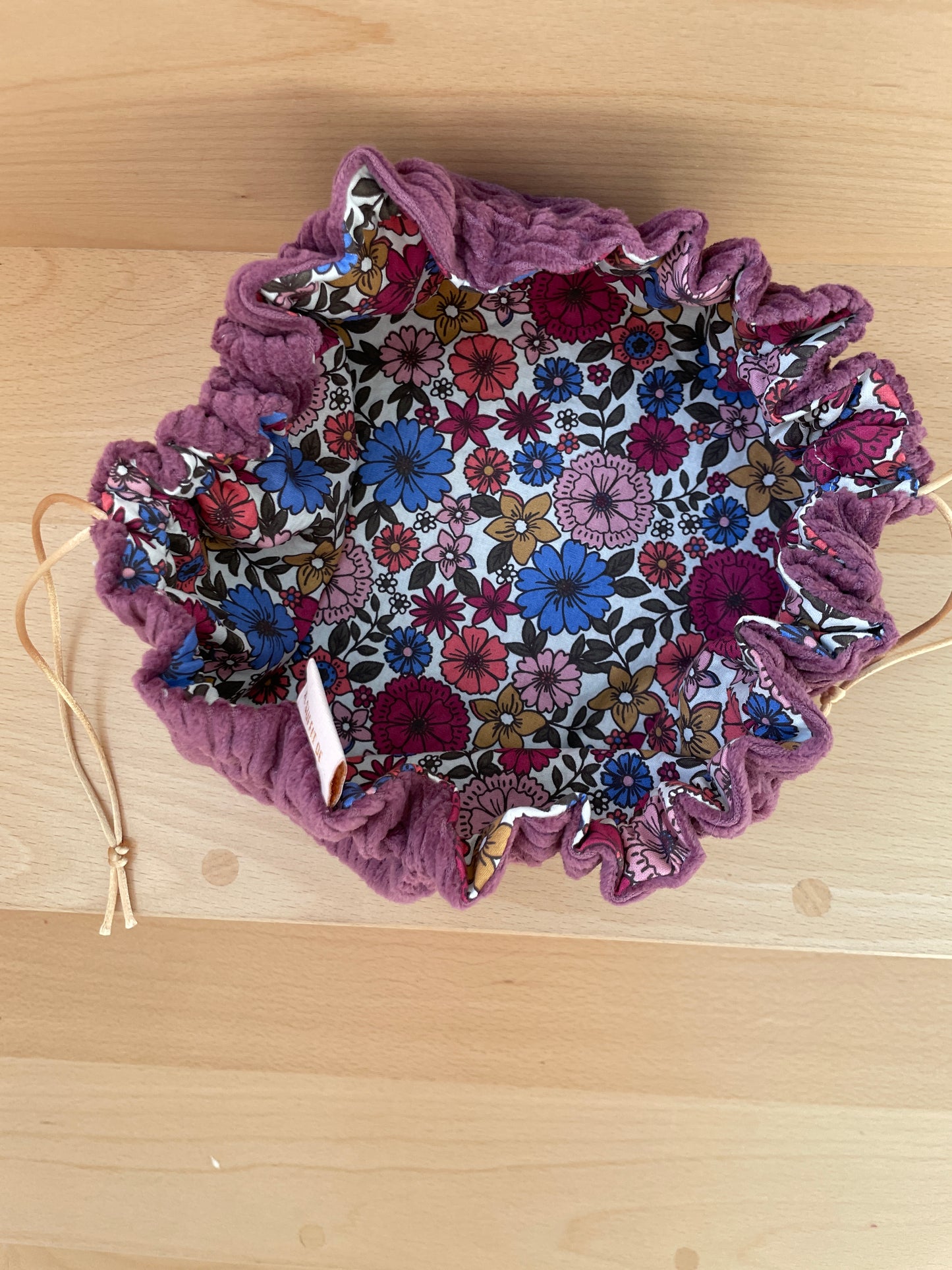 Trousse de Maquillage "Caro" velours côtelé prune et intérieur coton fleuri