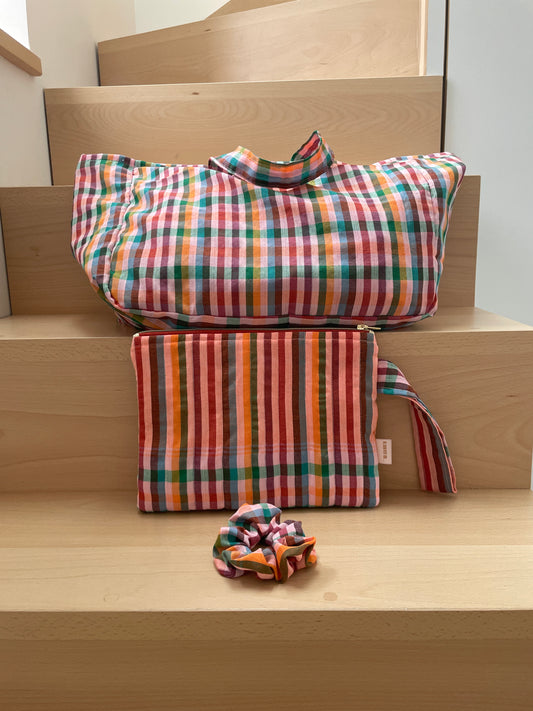 Trio : sac cabas, pochette zippée et chouchou assortis - Coloris 1