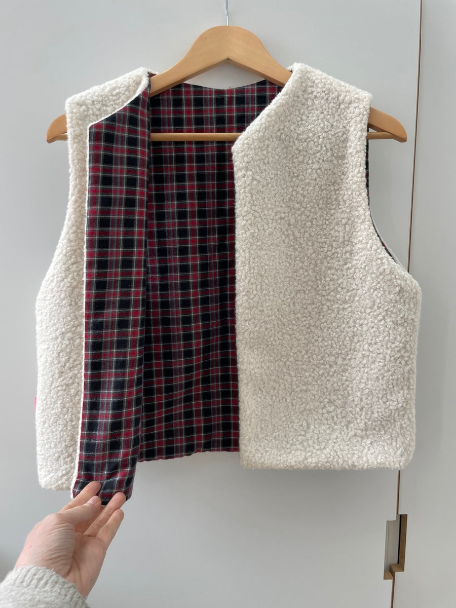 gilet sans manche bouclette écru intérieur tartan écossais