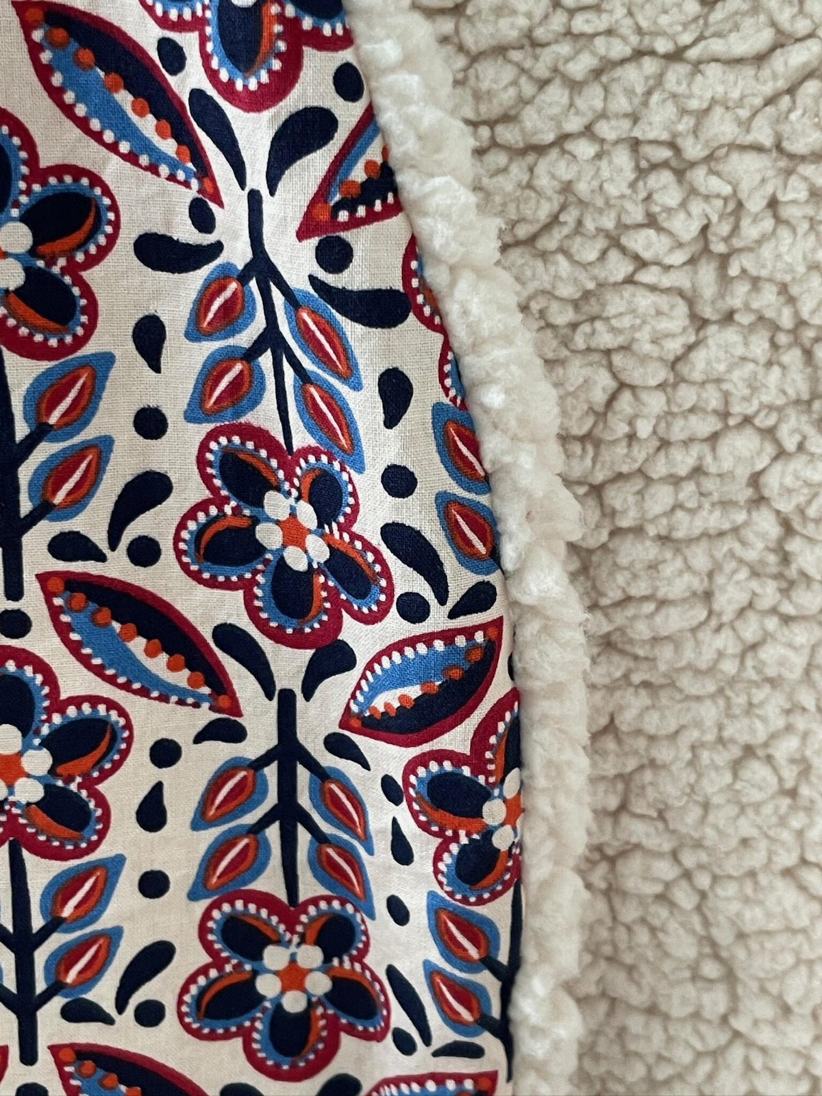 Gilet sans manche réversible bleu blanc rouge détails