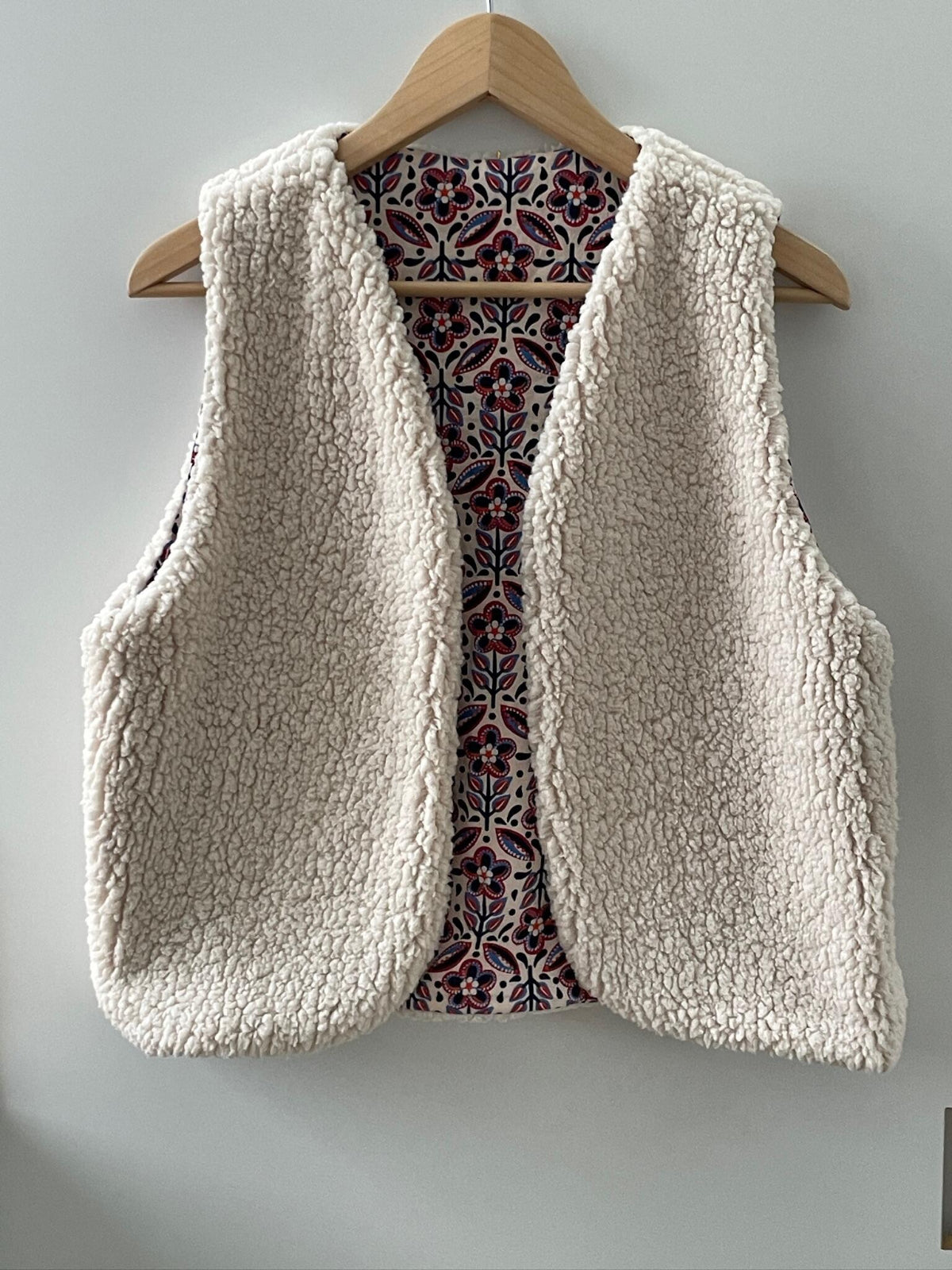Gilet sans manche sherpa mouton bleu blanc rouge 